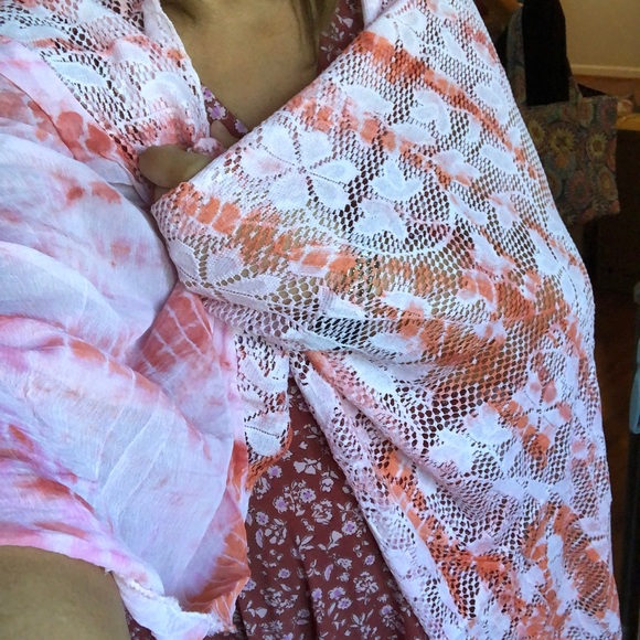 NWT Beach Cover Up Wrap in Tan and cream looks like the one shown in pink - Picture 7 of 10